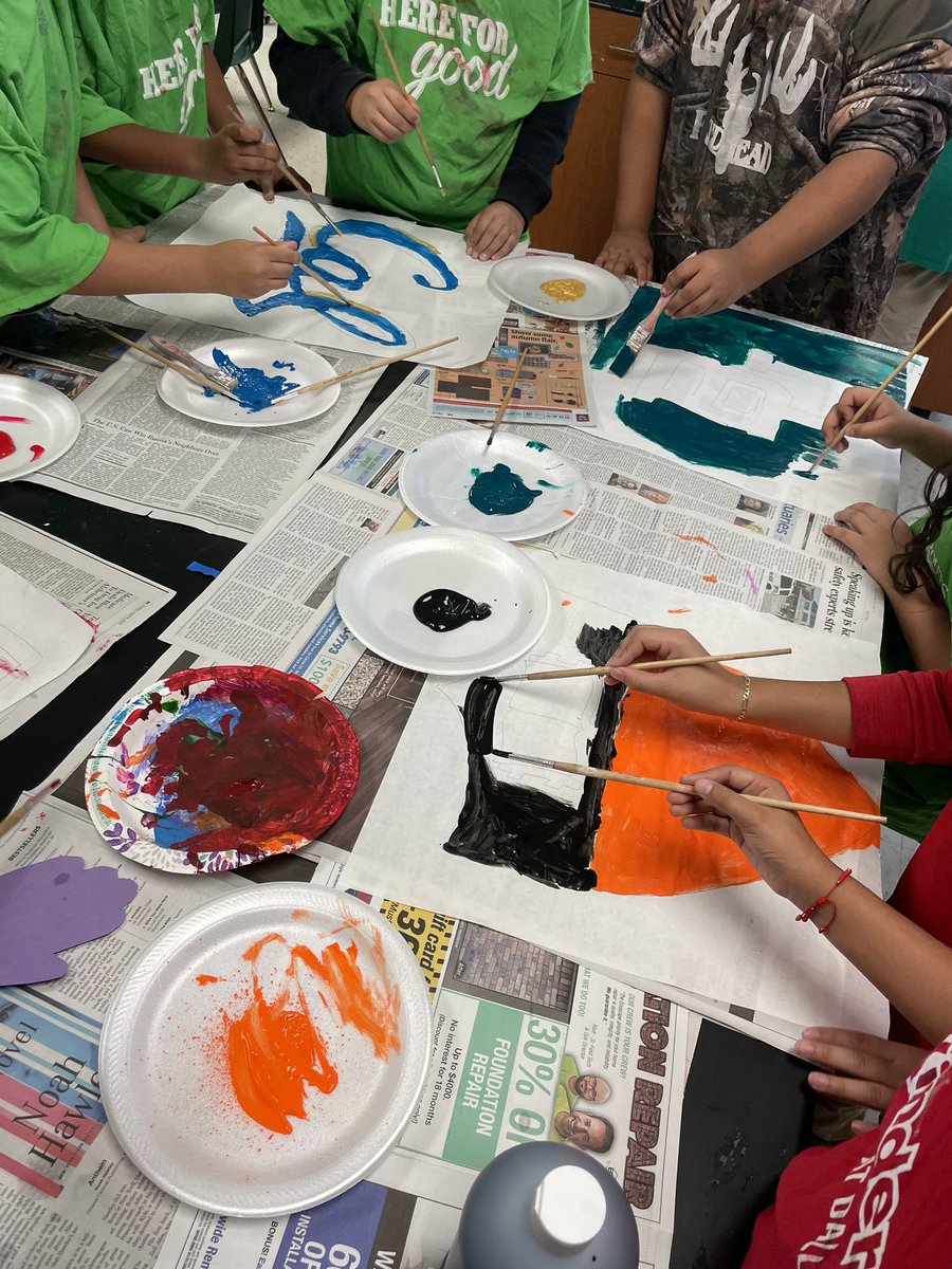 CalaviaSergi's tweet photo. Painting some logos for #GoGetItWeek to get us thinking about college. @PersonalizeDISD @dallasschools @HBGonzalezPLA @Principal_JP https://t.co/L7Jlhjl9ZH