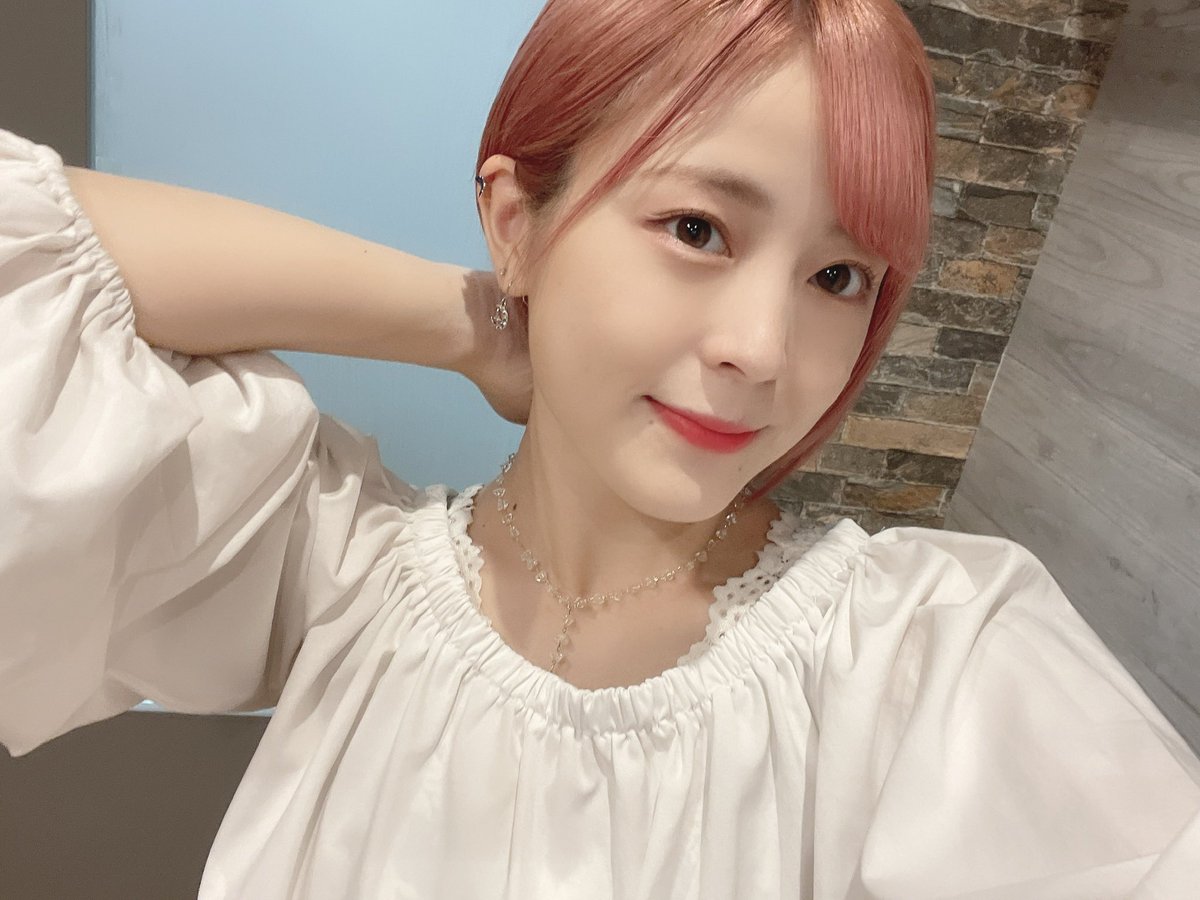 rymery_official's tweet photo. [ #CONO. ]

9月下旬といえどまだ暑いのですね…体育祭が行われるこの季節…まだ暑かった気がする！油断大敵ですね＾＾;明日も坊っちゃん屋台楽しもうね~！

#RYMERY @rymery_official https://t.co/DZigYavR1y