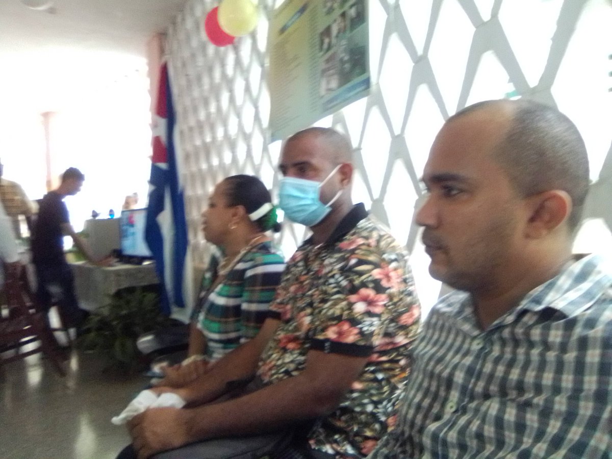 SoterasTorres's tweet photo. Se celebra el 55 Aniversario de la creación de la Clínica Provincial de Estomatología Mártires del Moncada en la Heroica Provincia de Santiago de Cuba!!!  #SantiagodeCuba https://t.co/vinLLRh8OA