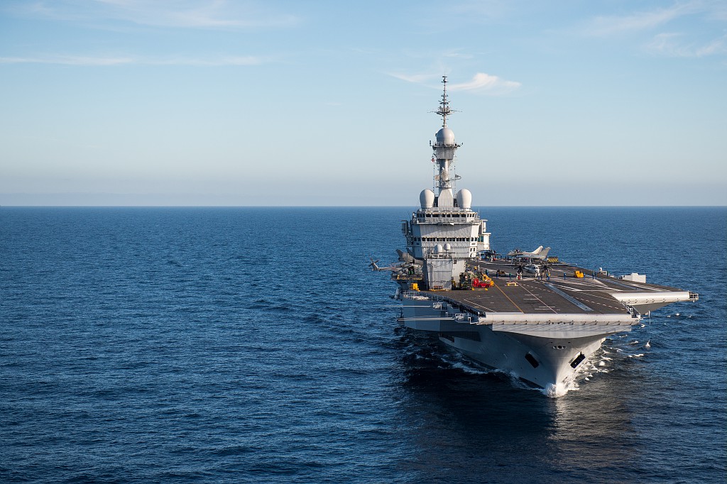 FdWO8ZoWIAMG2SP?format=jpg&name=medium