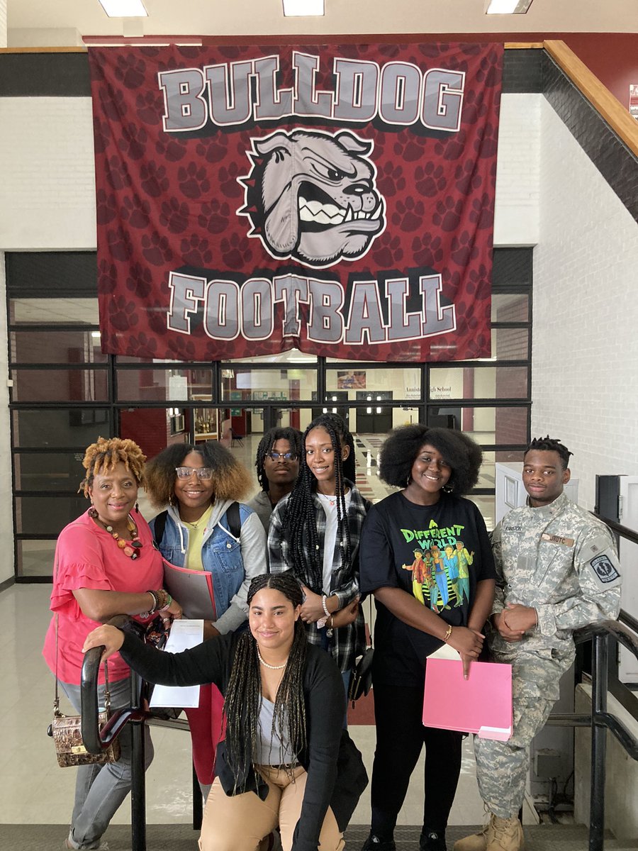 AnnistonCEF's tweet photo. Go check out our Facebook and Instagram page. Anniston Communication Education Foundation is back at Anniston High School with Youth Coalition. We are as well at Randolph Park Elementary School for Girls Who Code!!! https://t.co/kiNWqFBCG3