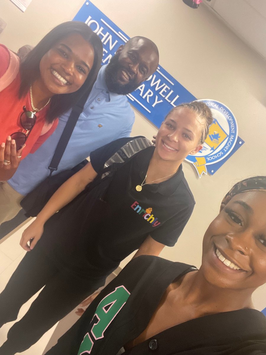 thibodeauxwrs's tweet photo. Yesterday, Codwell ES began a partnership with Enrichly-Enrichments! Codwell ES &amp; Enrichly-Enrichments will be focusing on self esteem, etiquette, and financial literacy for scholars! #GreatnessAtCodwell #WraparoundServices https://t.co/s41cn6x3KR