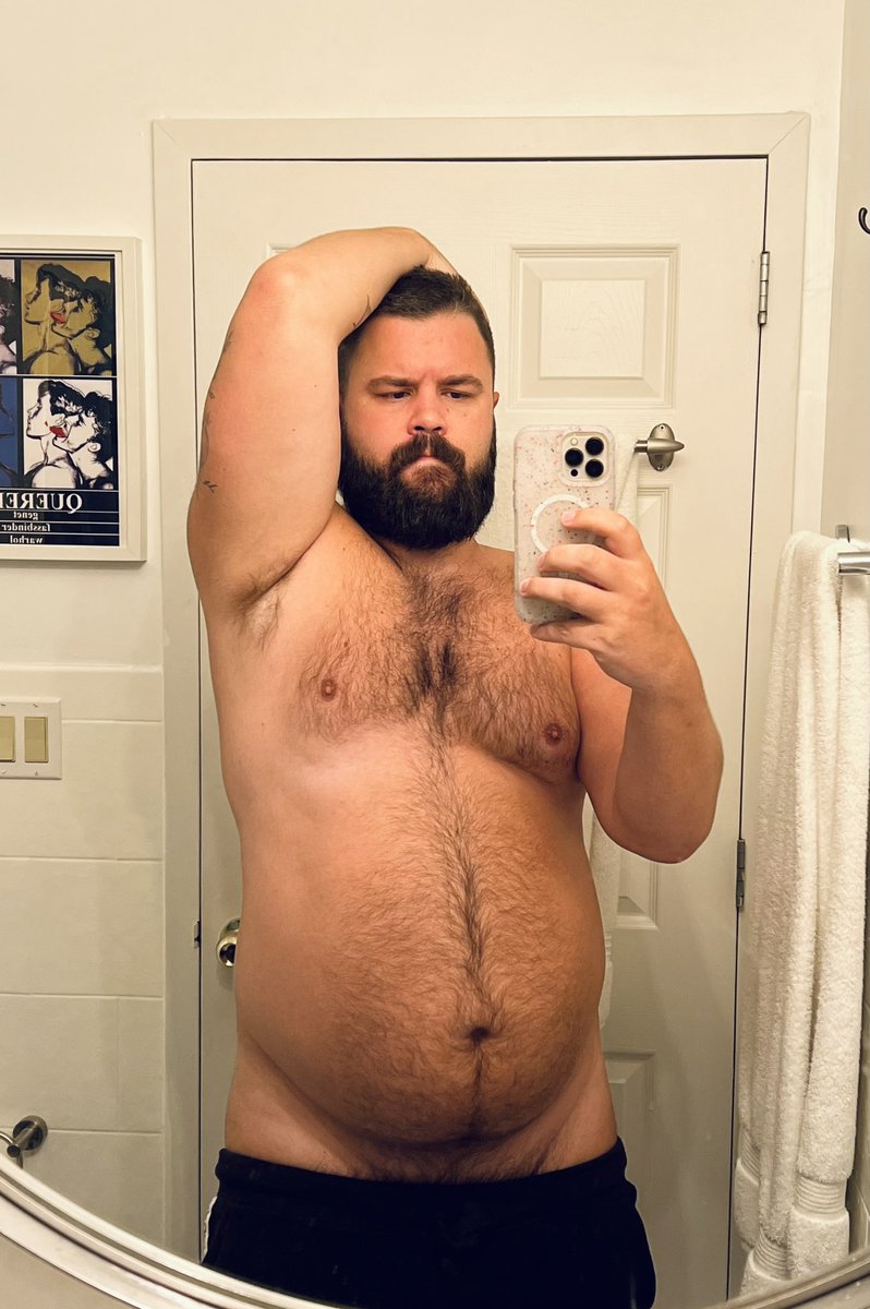 badonklin's tweet photo. Rub my gut and tell me I’m pretty https://t.co/qhL8igW3kv