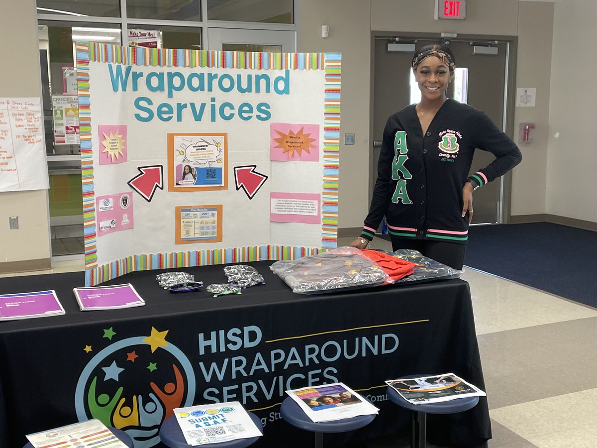 thibodeauxwrs's tweet photo. Yesterday at Codwell ES, we hosted a SUCCESSFUL open house! We were joined by multiple programs and partnerships to exhibit their services to families! Codwell ES is on fire!!!🔥 #ParksandRecreations #HoustonPublicLibrary #BoysandGirlsClub https://t.co/F8obsQDGZW