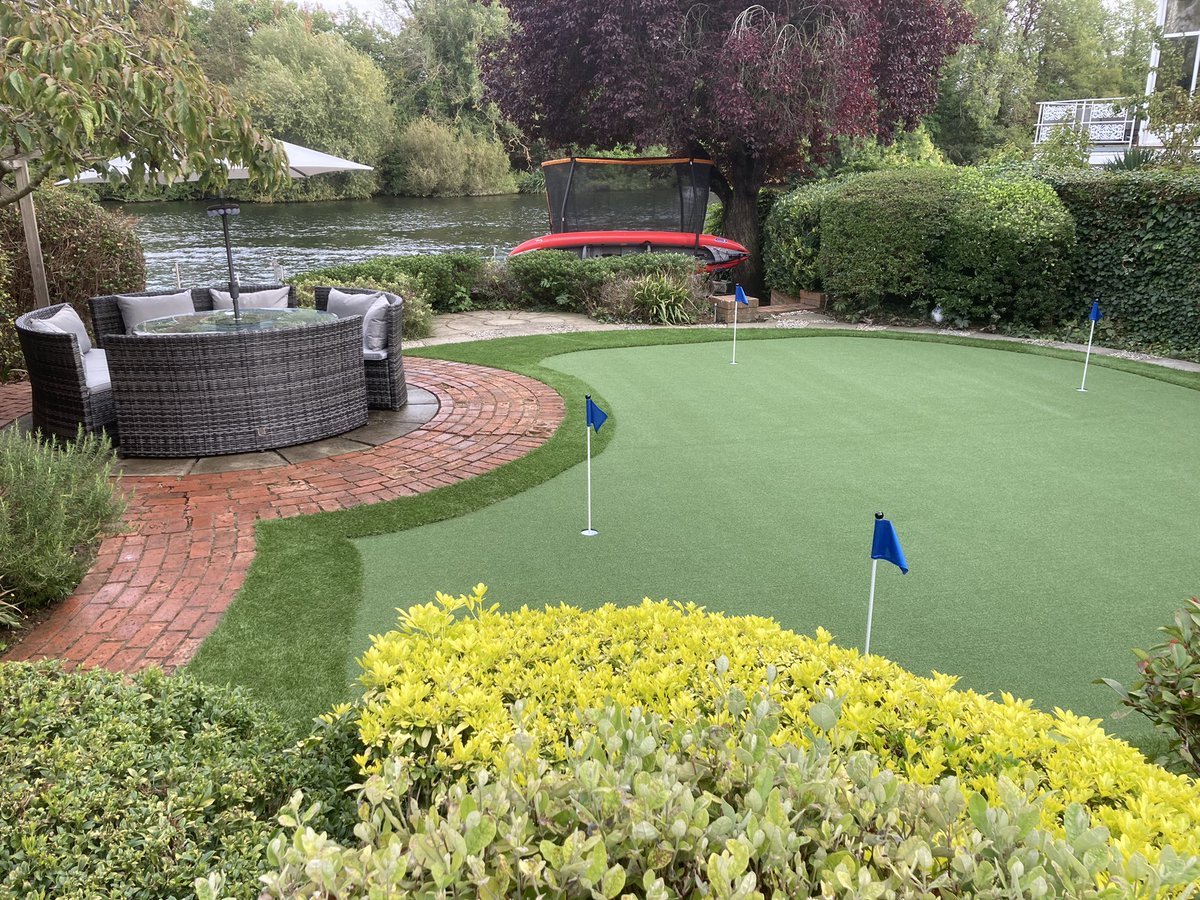 Golf4Home's tweet photo. Just finished a fantastic installation in #bray of a #puttinggreen with #chippingareas in a stunning setting and beautiful garden 👌⛳️

sales@golf4home.com
https://t.co/yKhm0Ah9hz

#puttinggreen #golf #putting #chipping #garden #gardeninspiration https://t.co/td20r5hWCS