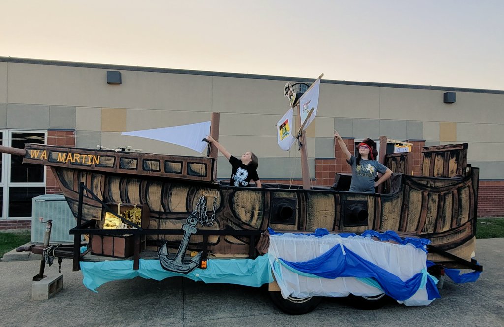 Gena Thomas tweet media