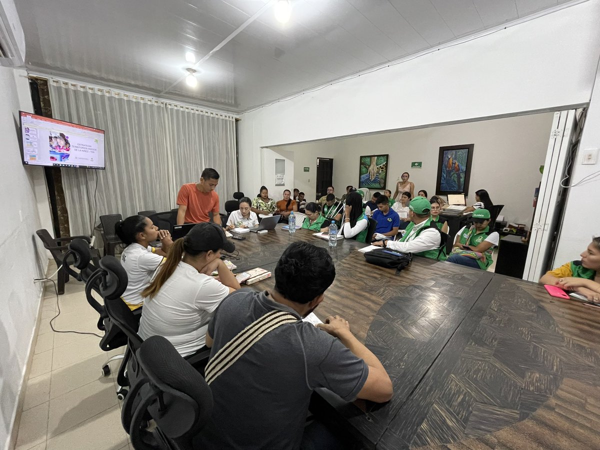 Alcaldiadeleg's tweet photo. #AEstaHora | Lideramos Consejo de Política Social en el municipio de Leguízamo.

Un espacio que se convierte en el escenario propicio para abordar temas y revisar compromisos en beneficio de nuestra población infantil, juvenil y adolescente. 

#gestionyresultados https://t.co/A4becHk7us