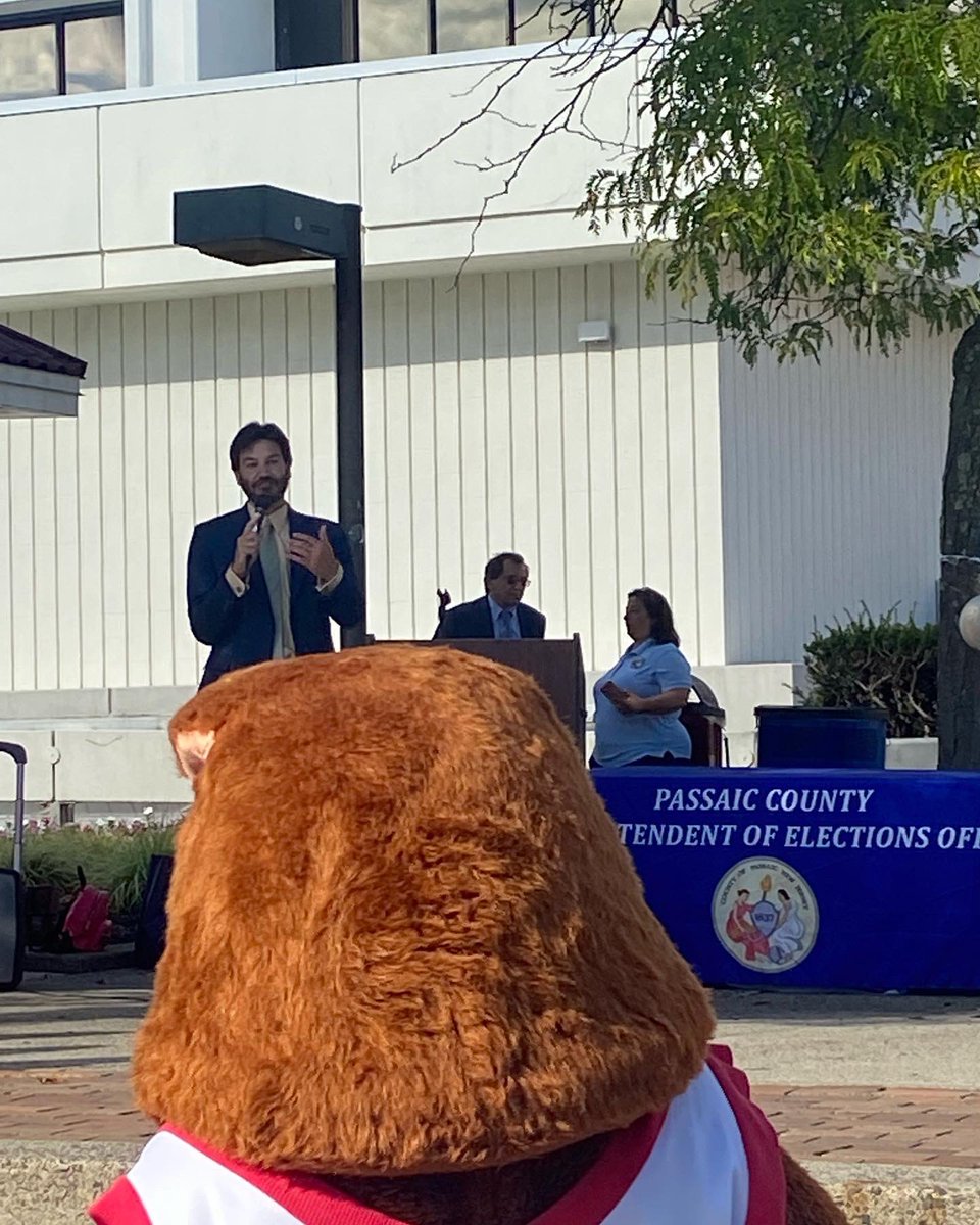 Montclair State U Civic & Voter Engagement tweet media