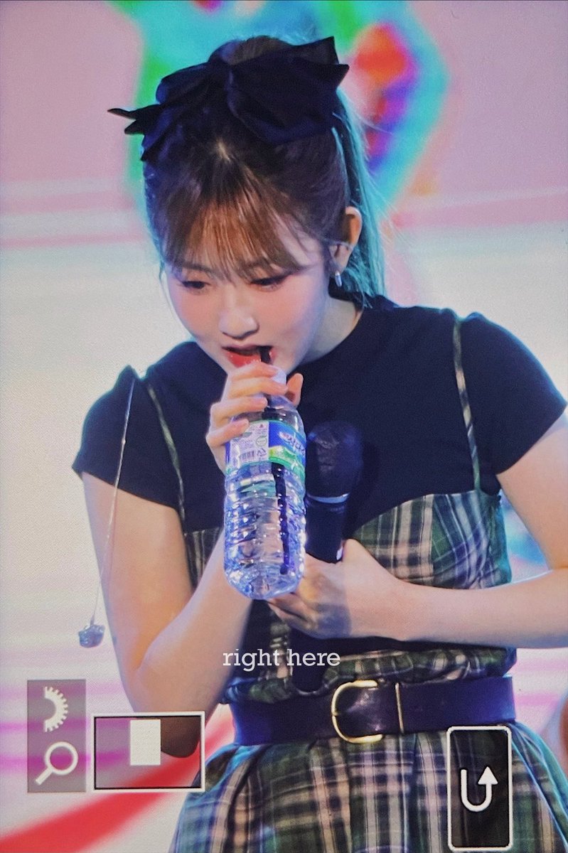 righthere_81's tweet photo. 220923 졸예🤤 #스테이씨 #STAYC #시은 #SIEUN https://t.co/Vml1wbiz2G