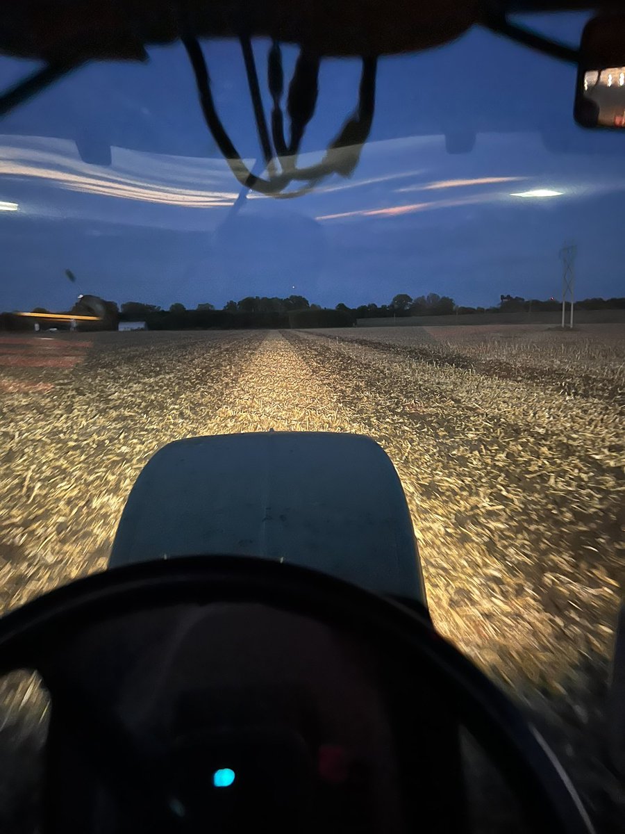 sba62's tweet photo. Fall tillage! #KYAB https://t.co/91CfUjs61x