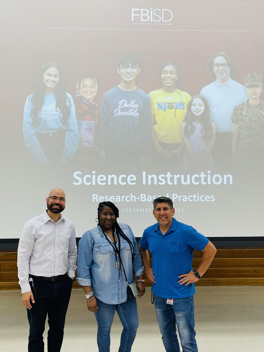 RGE_Rangers's tweet photo. We are intentional in learning and teaching Science ⁦@RGE_Rangers⁩.  Thanks ⁦@RGomezEDU⁩ for leading our PD! ⁦@Teachersherryj⁩ ⁦@AZamora9213⁩ ⁦@FBISDSTEM⁩ ⁦@FBISDscience⁩ ⁦@FortBendISD⁩ ⁦@RhondaMason14⁩ ⁦@WendyNunezae⁩ https://t.co/XgMHOUr6yZ