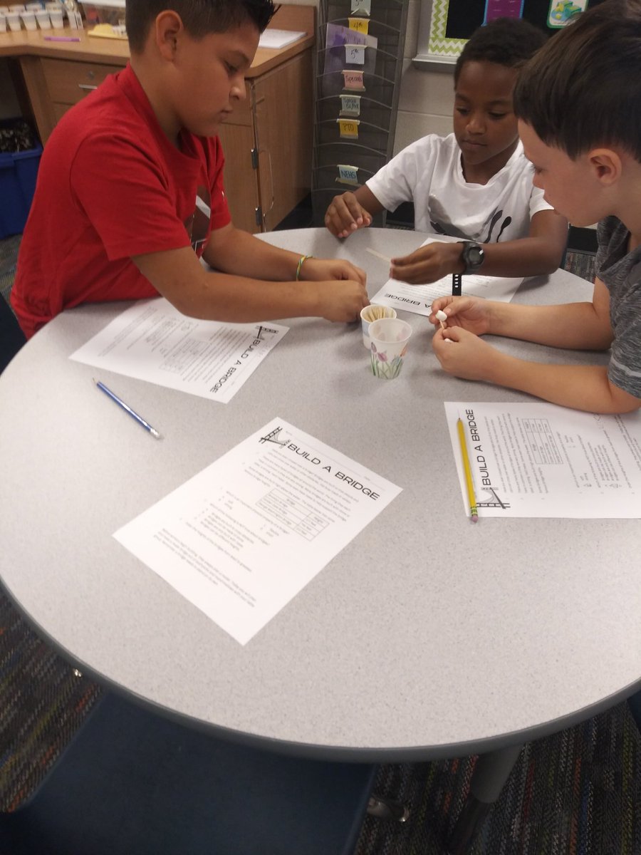 Monica Davalos tweet media