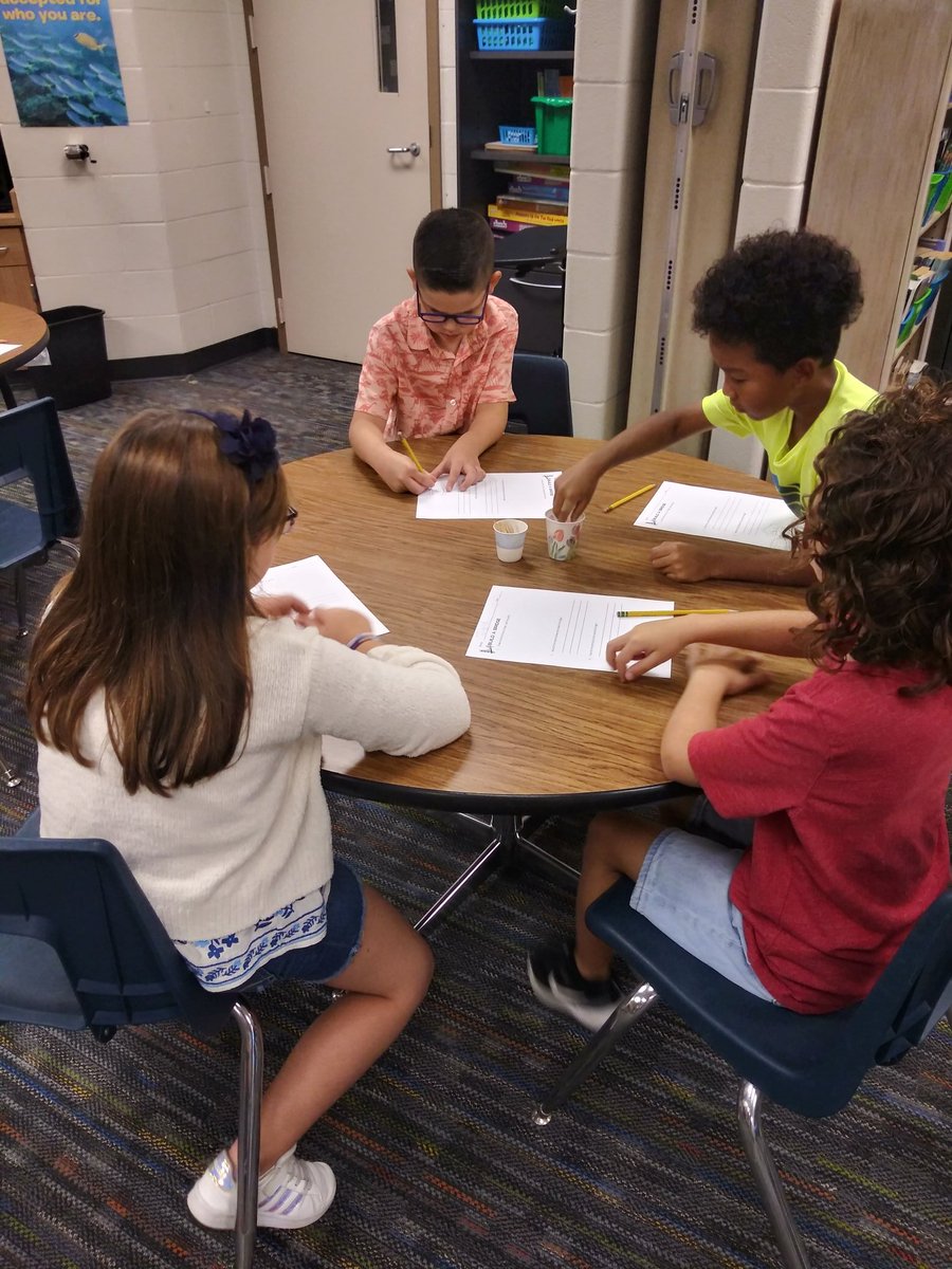 Monica Davalos tweet media