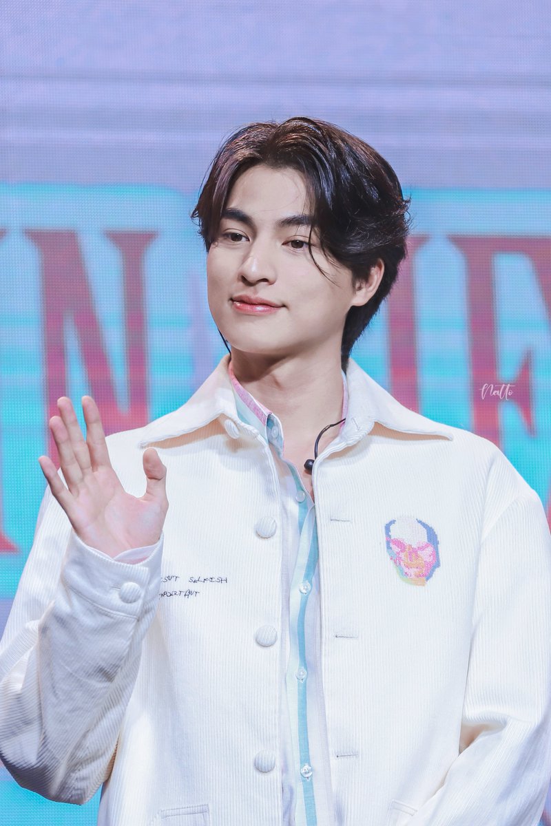 NATTCattleya's tweet photo. คิดถุงจังเยยค้าบบบบ 😍🤍😉🤍
อยากเจออีกแร๊ววว ~

@gulfkanawut 
#GulfKanawut
#Gulf1stFMinVIETNAM
#NATTOXMG https://t.co/xJLhqUBFRY
