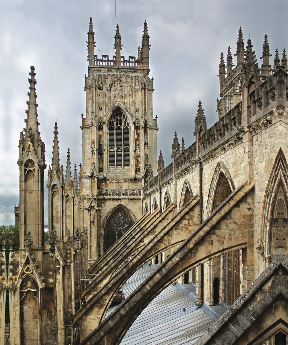 ryedalefestival's tweet photo. Next month, join us for a very special concert in memory of Dr Richard Shephard, former Chairman and Trustee of the Ryedale Festival. 

Together with @the_halle and @hallechoir, led by conductor Sir Mark Elder, we'll be bringing Verdi’s Requiem to the stunning @York_Minster. https://t.co/XX88GDO7si