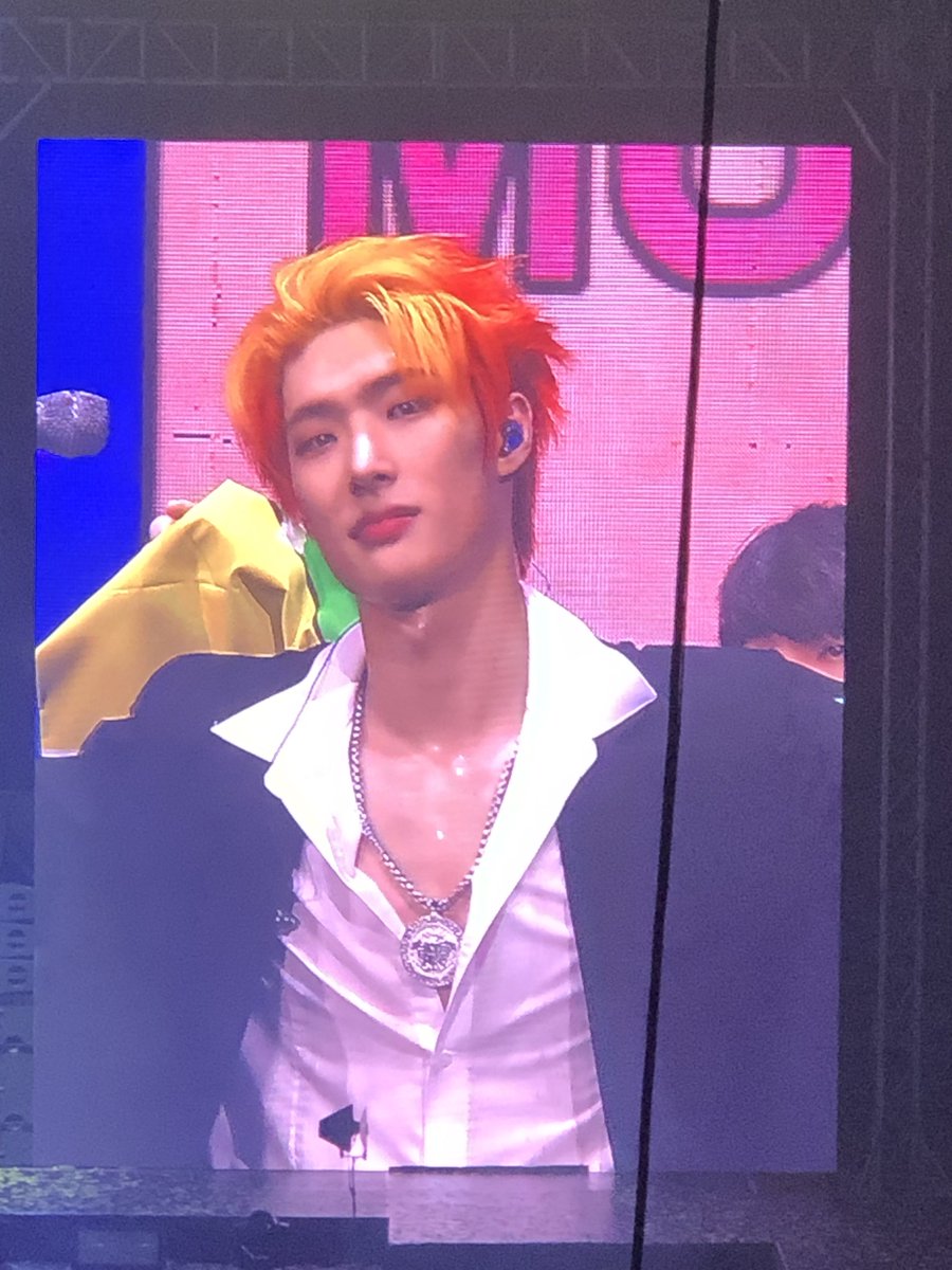 pixieminky's tweet photo. SONG MINGI?!?? https://t.co/jUDyvVj5Gw