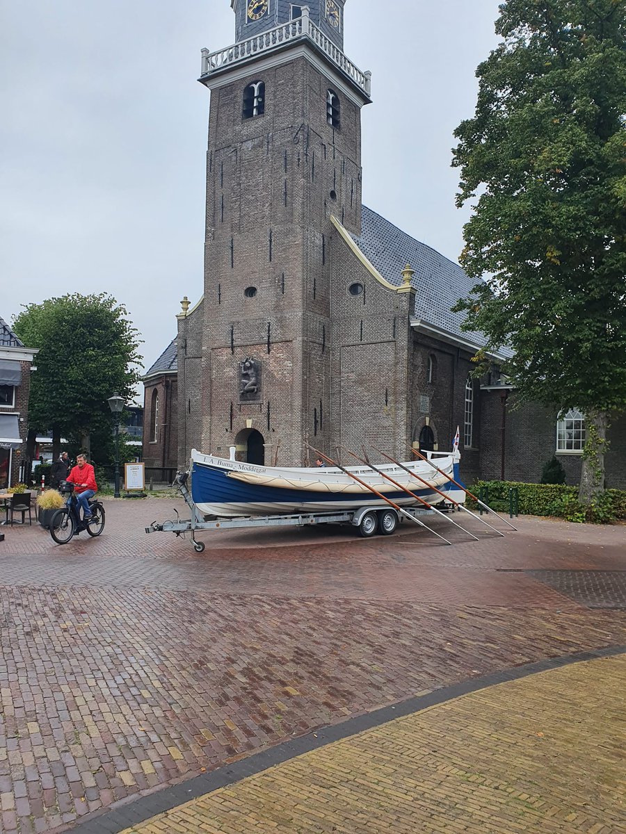 sloepbuma's tweet photo. De L.A. Buma geeft acte de présence op de Gedempte gracht in Lemmer ihkv jaarlijkse bijeenkomst van #Oudereddingsglorie #SloeproeienNL #museummoddergat #FVEN https://t.co/NbAYqWSQGh…
2/2 https://t.co/seIZlfvr5T