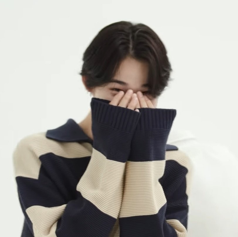 nksource's tweet photo. 🤭 #ni_ki #니키 https://t.co/fR1p2Gyjyz