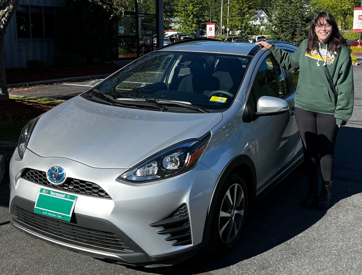 WhiteRivrToyota's tweet photo. Happy #NewCarDay to Madelin! She brought home this beautiful @Toyota Certified 2018 Prius c, thanks to some help from Josh Harrington - Congrats!
Learn more about Josh & check out his reviews on @DealerRater: https://t.co/RQNNPmp0YY
#Toyota #ToyotaCertified #Prius https://t.co/AfWzAzVv74