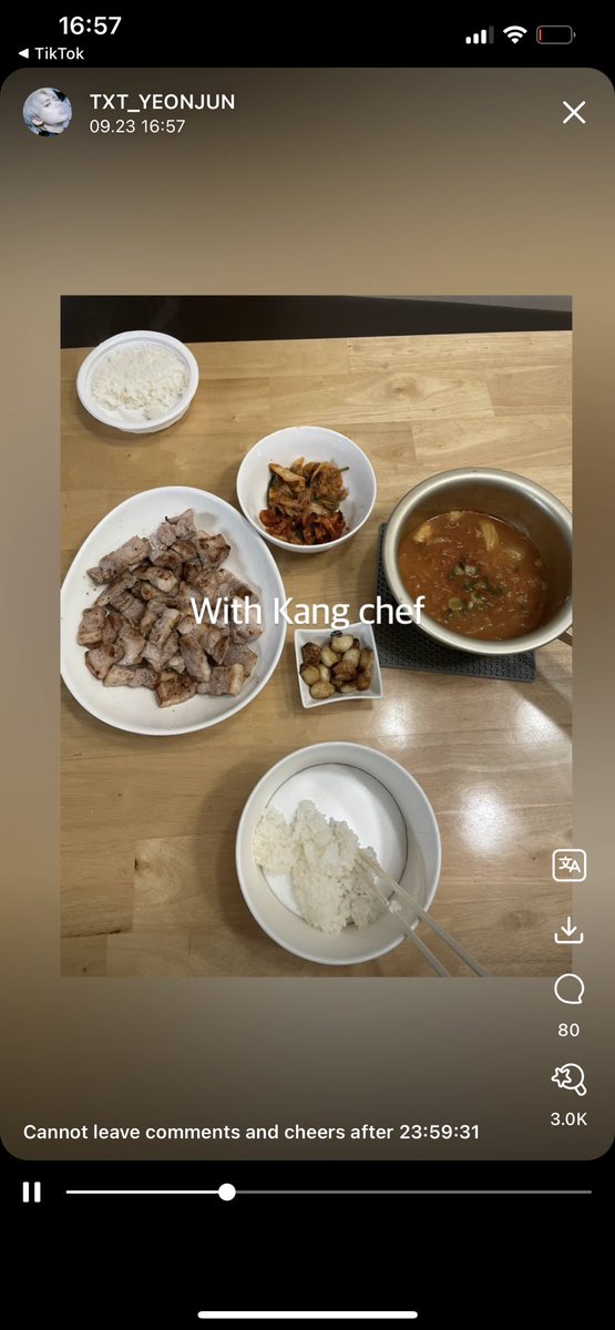 tomatomintcho's tweet photo. didn't taehyun just post that he's going home?  the first thing he does is probably cook for the members🥹 https://t.co/bSN87YAPqN