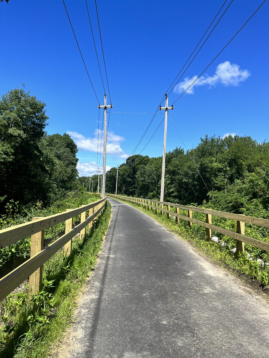 aleeced's tweet photo. The weather this weekend 👌🏼 Time to get out on those #masstrails 🚲 Our @Stantec Trails Team has designed quite a few…Here’s one of the newest local trails opening this fall🍁 #groveland #railtrail https://t.co/fgifqizQmv