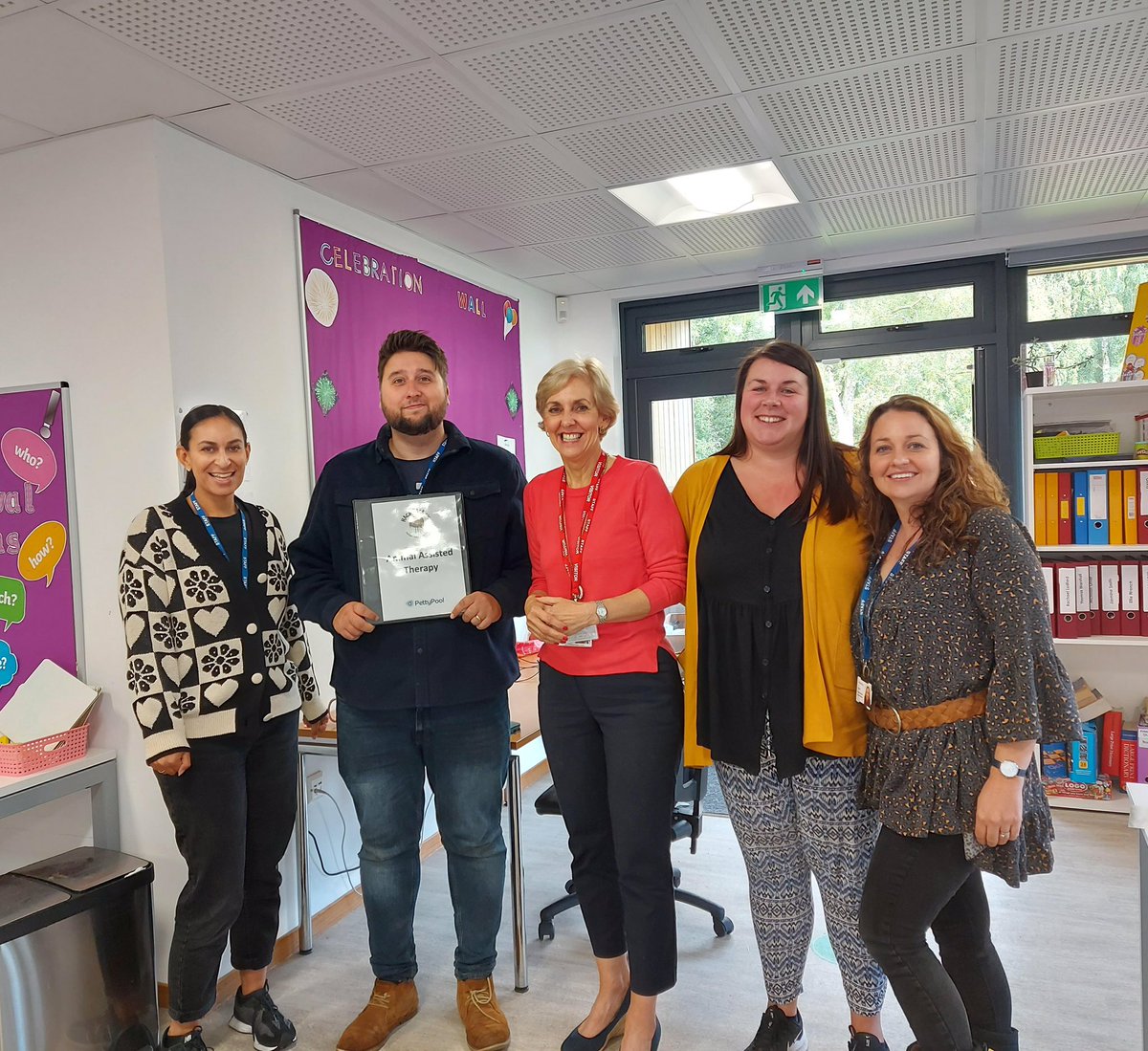 Murray & Friends (@burrowingbolt) on Twitter photo Day 1 of our project training staff <a href="/PettyPoolColl/">Petty Pool College</a> in Animal Assisted Therapy, everyone had a great time & are looking forward to our next training day 🤗🦉🐕🤗 #animalassistedtherapy #mentalhealth #wellbeing #SEND #developingskills #Autism #adhd #bestpractice #positivepsychology Day 1 of our project training staff <a href="/PettyPoolColl/">Petty Pool College</a> in Animal Assisted Therapy, everyone had a great time & are looking forward to our next training day 🤗🦉🐕🤗 #animalassistedtherapy #mentalhealth #wellbeing #SEND #developingskills #Autism #adhd #bestpractice #positivepsychology