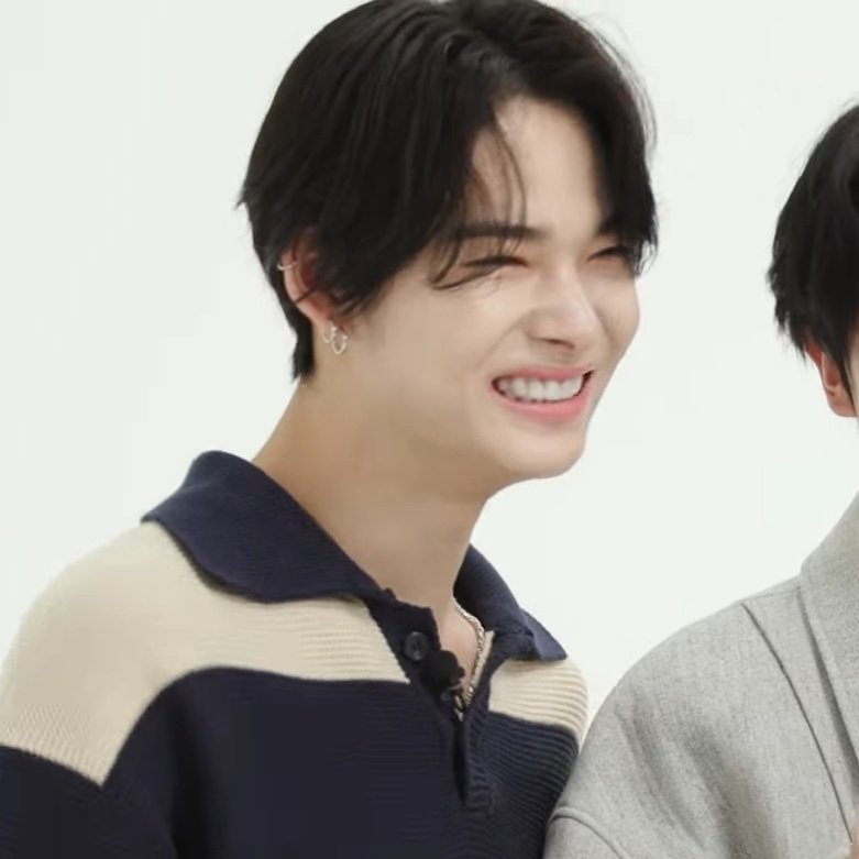 nksource's tweet photo. cutie 😭 #ni_ki #니키 https://t.co/ZTC7FPjvao