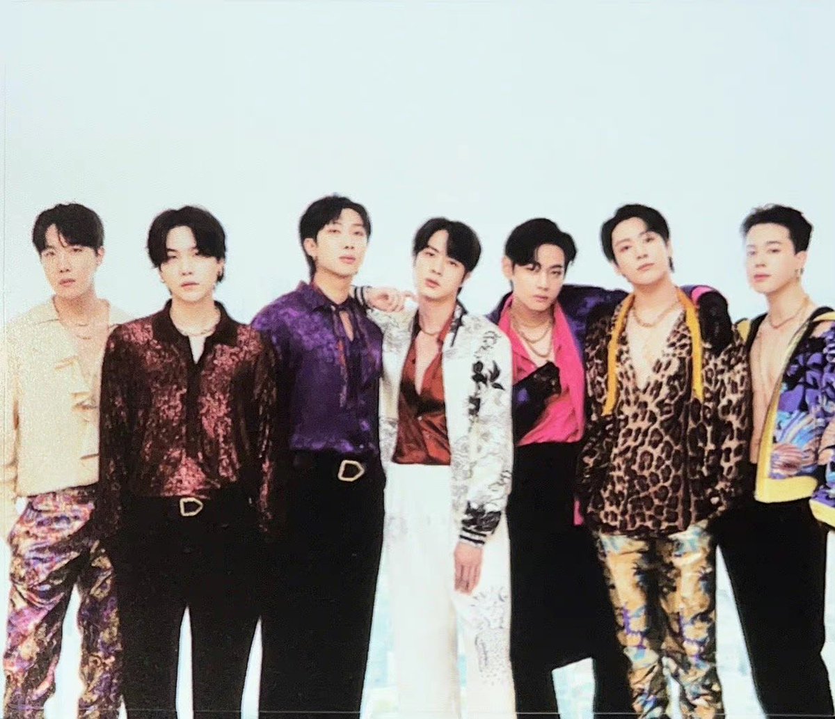 ssstrawberry___'s tweet photo. #ARMY_Borahae_BTS_on_Weverse
ARMY💜Borahae💜BTS

Can't wait for the concert in BUSAN!!! https://t.co/cG1DAOqEBa