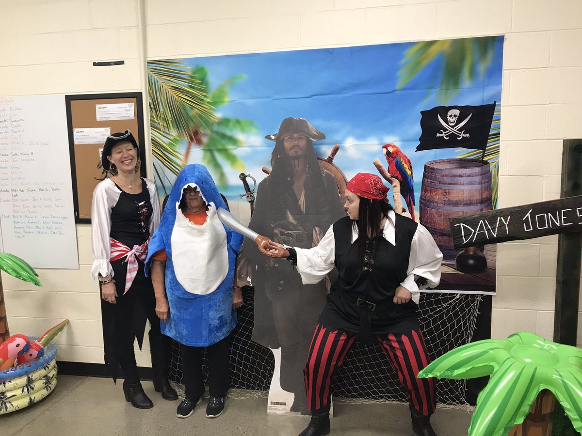 4105Home's tweet image. Pirates of the Caribbean success sharing