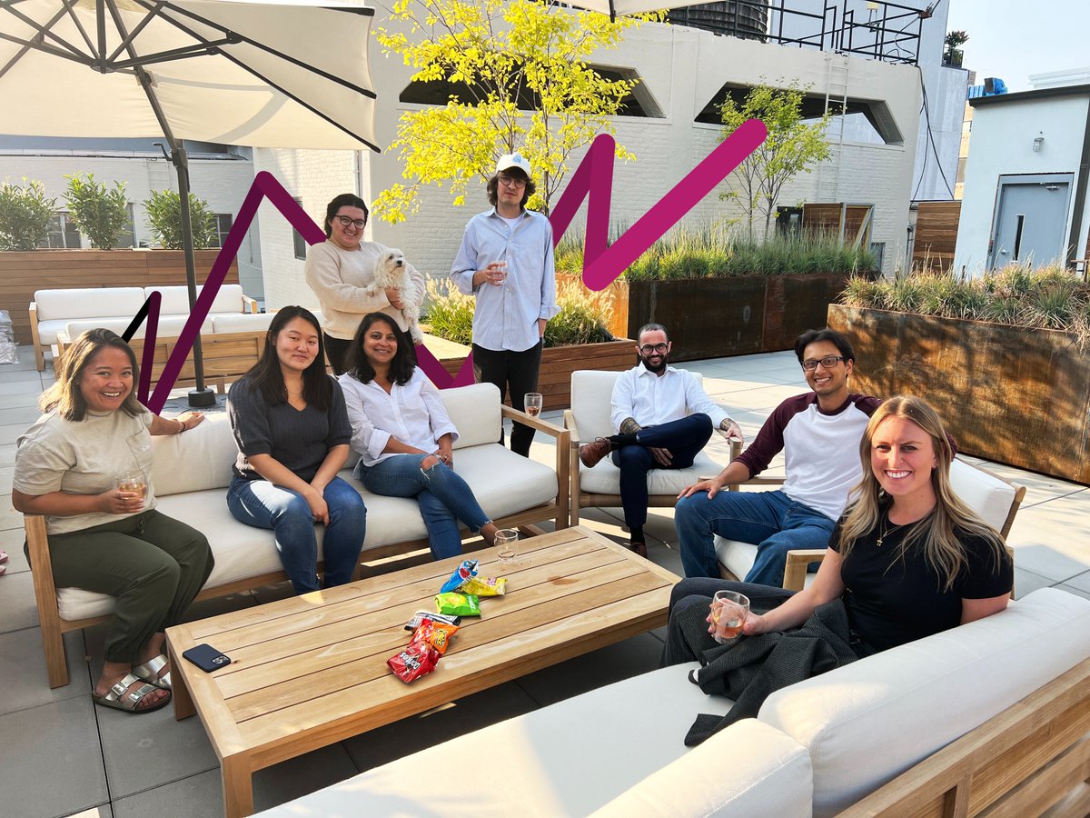 Soaking up sunshine and beautiful NYC views on our brand new rooftop. It's everyone's favorite spot for team meetings, solo coffee breaks or outdoor lunch. Comment below if you'd like to come visit and join us for a flat white or a cocktail. We'd love to see you!
