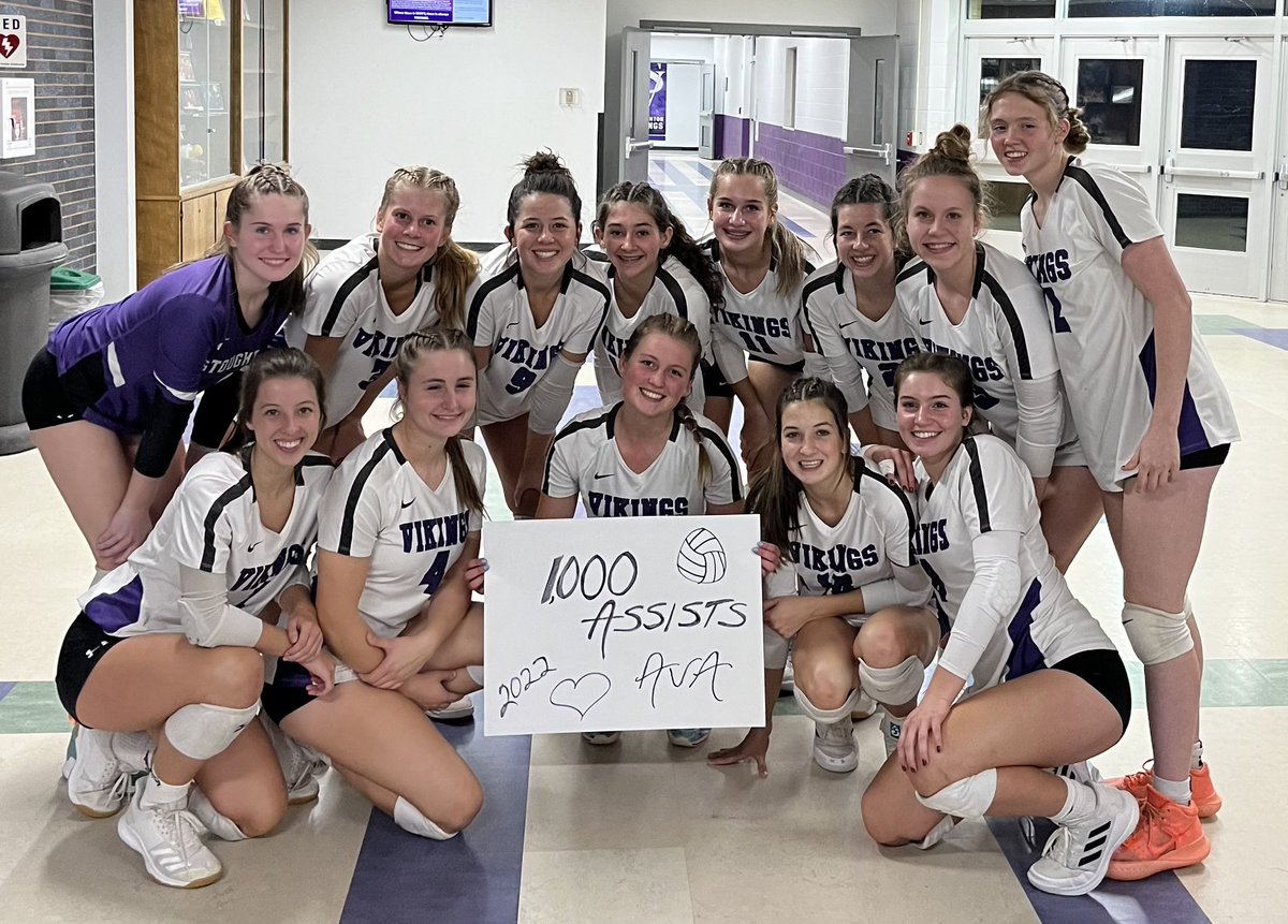 Congrats to <a href="/_ava_perkins_/">ava</a> who dished our her 1,000th career assist in last nights win!! Proud of you Perks!!