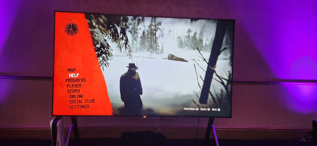 evan_zar's tweet photo. @SkyworthSA launching their new range of TVs including the massive new OLED units. Brilliant visuals as always. 📺

@FortressZA #skyworthsa #teamskyworth #skyworth #skyworthtv #LivingInThePixels https://t.co/DCluedmfoy