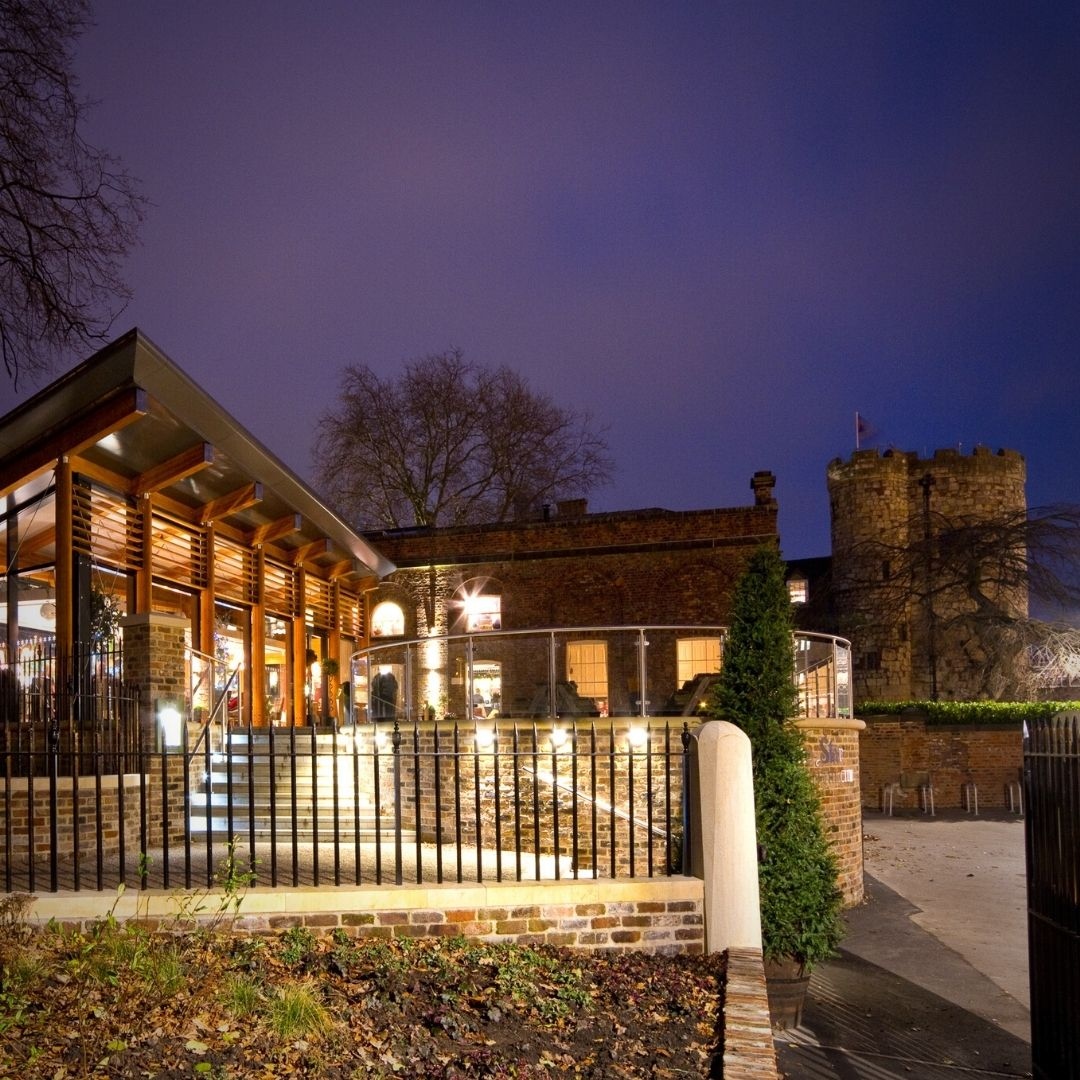 CSPArchitects's tweet photo. The Star Inn The City, Riverside Restaurant, York⁠
- - -⁠
More images &amp; details can be found on our portfolio.
- - -⁠
#york #yorkarchitecture #architectsinyork⁠
#thestarinnthecityyork
- - -⁠
@thestarinnthecityyork @yorkmuseumgardens @york_minster_official @yorkvisitorguide https://t.co/r2ArTFVxe1