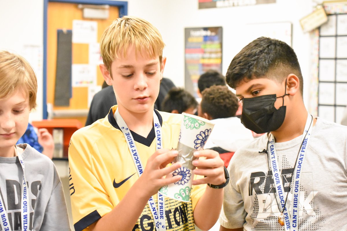 CreekValleyMS's tweet photo. At Creek Valley, STEM is out of this world! Read more about 6th grade STEM students' latest challenge, Spacecraft Safety: https://t.co/p7diu83C6a 🚀 https://t.co/6LkmNMO72n