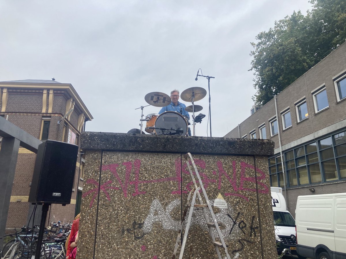 Bert Popken tweet media