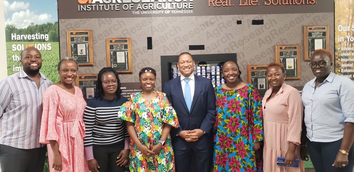 While at <a href="/UTIAg/">UT Institute of Agriculture</a> FAS Admin. Whitley met w/<a href="/USDA/">Dept. of Agriculture</a> Cochran Fellows from Kenya, who are in #Tennessee to learn about the 🇺🇸 distilled spirits industry. The Fellows are excited for the USDA #AgTradeMission to Kenya next month, where they will develop more connections w/US ag exporters.