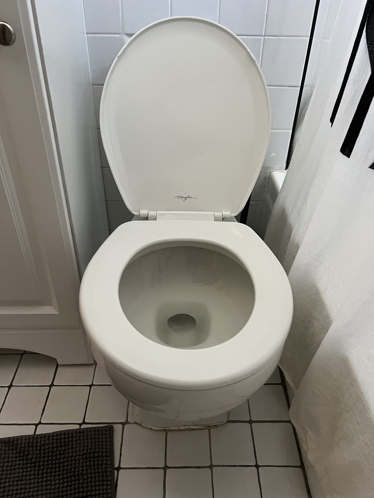 Huggies's tweet photo. This is where I tweet from https://t.co/h0wVdYPMlQ