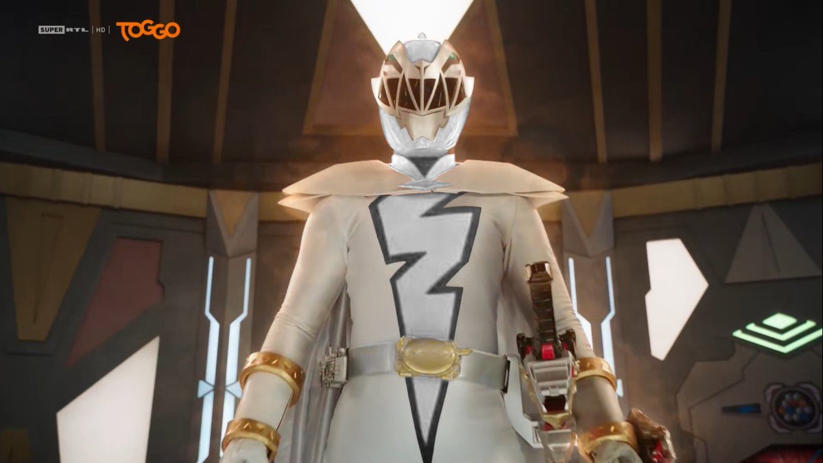 Toku_Custom's tweet photo. So i did this recolor thing on this suit that i hate for the design... #TokuCustomEdits #DinoFurySpoilers https://t.co/j38Vkfy3E1