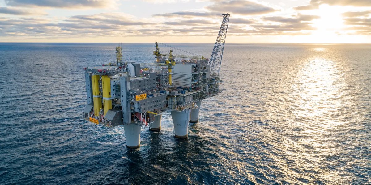 visegrad24's tweet photo. Poland’s PGNiG and Equinor have announced a 10 years gas sales agreement, with a volume of around 2.4 billion cubic metres (bcm) of gas per year to be exported through the new Baltic Pipe.

This is a major announcement regarding Polish energy security! https://t.co/Li4QCKfv49