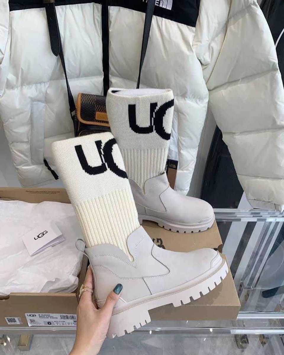 vaultreloaded's tweet photo. The reworked ugg boots are back in stock! All colors and sizes, grab yours now while available! 

Search: Reworked Knitted Boots

https://t.co/FteUKCsgxb https://t.co/JECJsSdnby