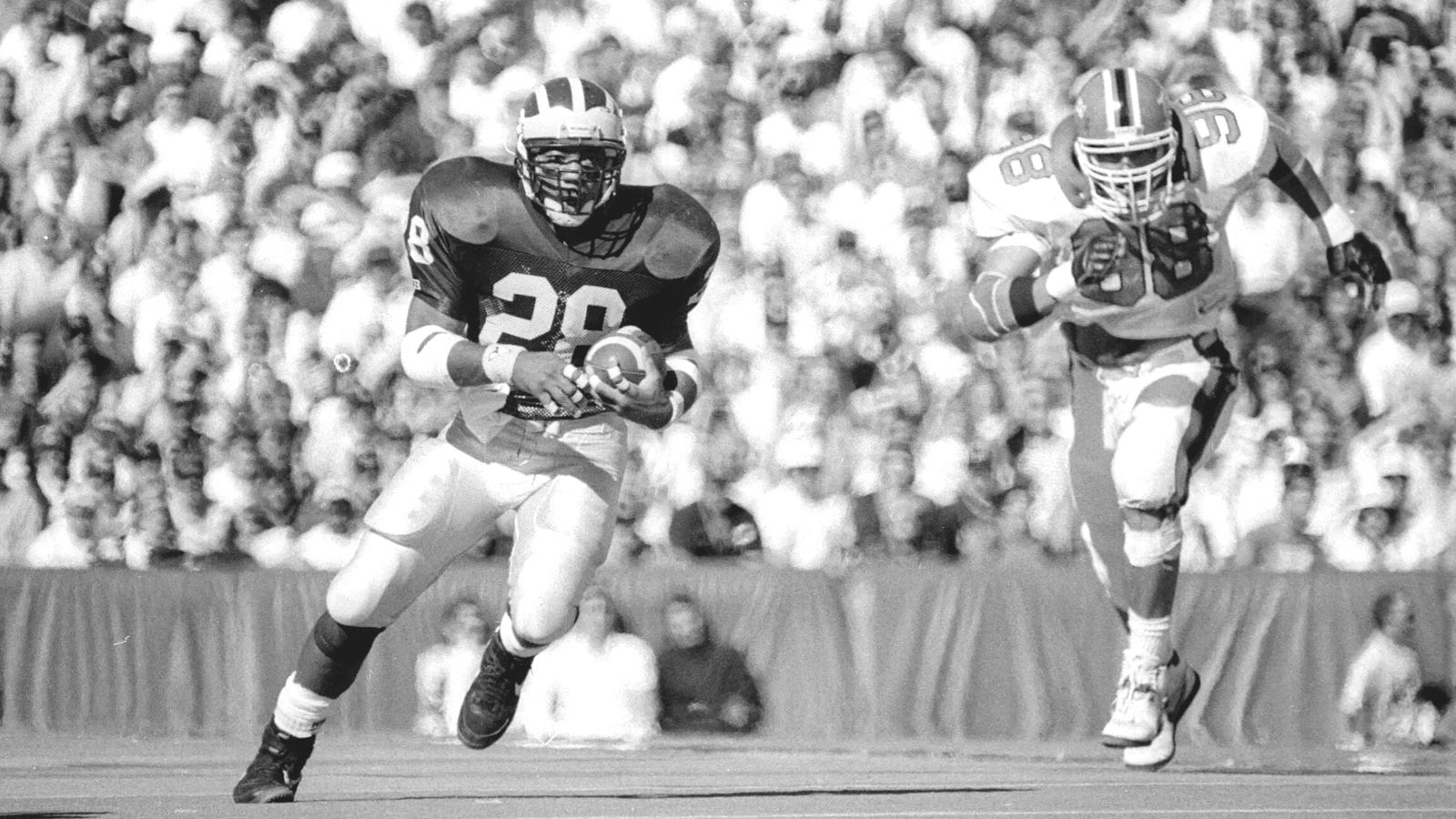 Santa Ono on Twitter "RT umichBentley In 1989, UM football