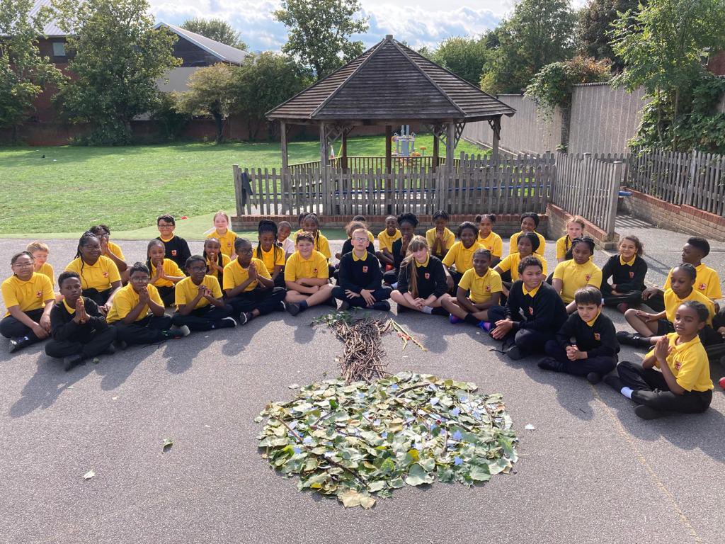 StChads_Croydon's tweet photo. Year 6 identified ways to care for God’s wonderful creation, after reflecting on St Francis of Assisi’s Canticles of the Sun. They then added them to a tree they made from the wonders of nature 🌳🌳🌳 #REWeek https://t.co/Jw1W8BlKsc