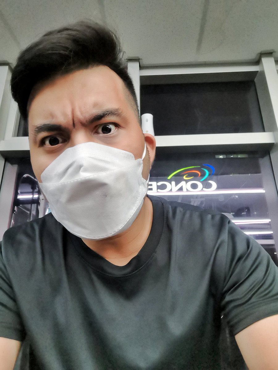jb_sayssss's tweet photo. Exactly my reaction when someone suddenly used the gym equipment I'm using without asking me.
Isang set nalang ako kuys. Wala bang uso courtesy dyan? Lol. 👿😅
#BTS
#GymMemes
#TGIF
#LegDay
#progressoverexcuses https://t.co/tf1swGpsLT