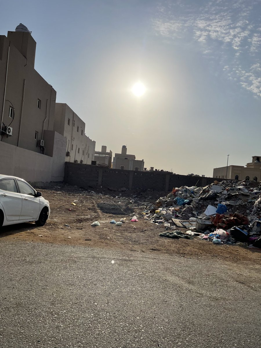 Mosl6's tweet photo. @JeddahAmanah تحيه لامانه جده في اليوم الوطني  وعندي سؤال ابغا له اجابه : ليه ماتقفلوا البلاغات بايجابيه وامانه ؟ اذا يرضيكم المنظر  راح نصعد الموضوع . https://t.co/W7zxbasKAm