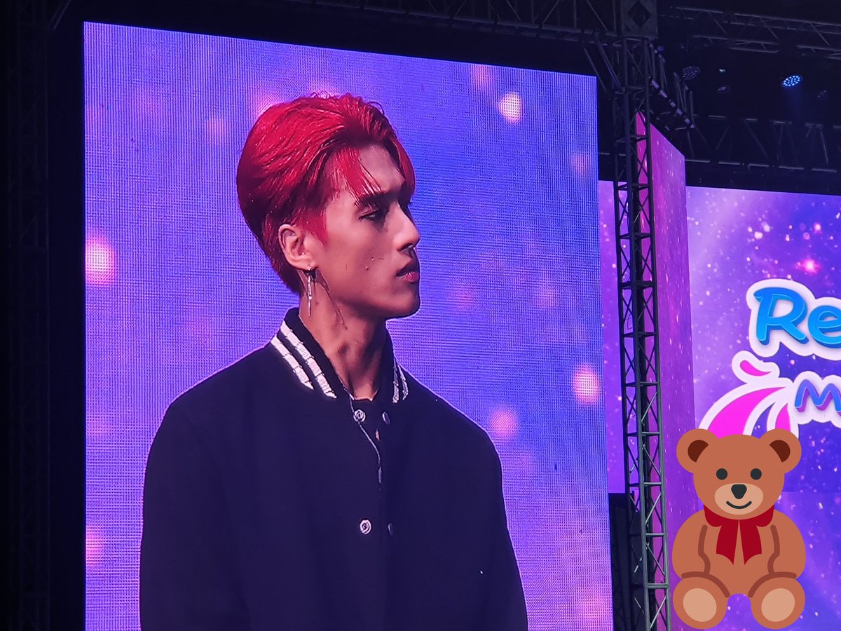 why does confused wooyoung looks so attractive like... sir...

#KpopMasterz2inManila #ATEEZPRESENTinMNL