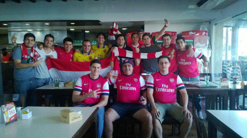 ASCParaguay's tweet photo. #UnDiaComoHoy, en el 2013, se fundaba el Arsenal Paraguay, grupo que años después pasaría a ser una Peña oficial del Arsenal FC en 🇵🇾
¡Hoy estamos de fiesta, hoy cumplimos 9 años! 🥳💥 #AFC #ArsenalPy #COYG https://t.co/vZCcSiJo2n