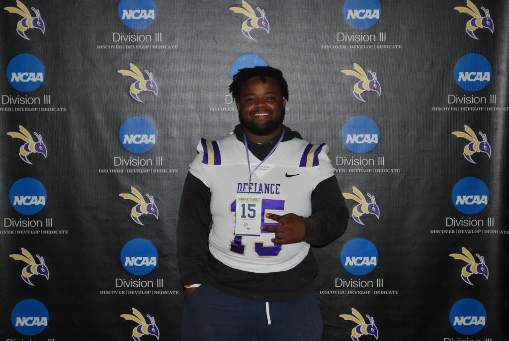 jordanD324's tweet photo. Thank you for having me ! @CoachD_Bled I Had a great time. https://t.co/r28IubtQ3s