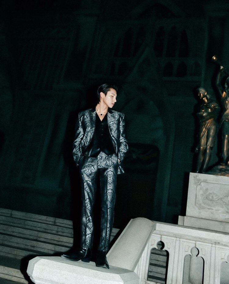 Almost every single fucking model in this industry said I wasn’t skinny enough for Paris. Well, there I was, hanging out with their designers and bosses while others were doing coke on some cheap bar’s bathroom. Eat this. #PFW