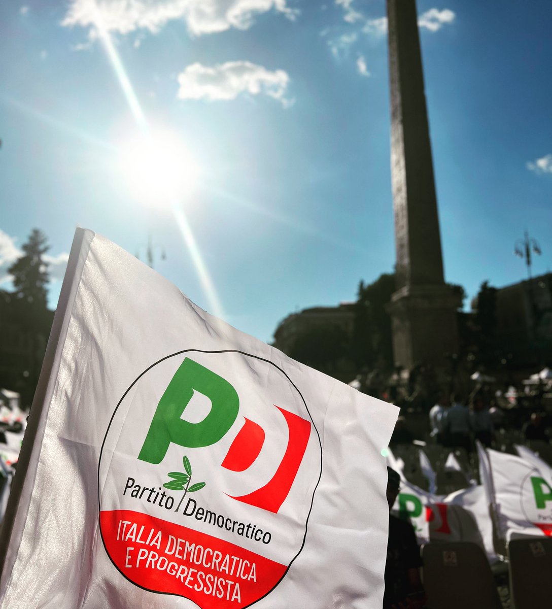 Ci siamo. Vi aspettiamo a #PiazzalettadelPopolo alle 18. 

Costruiamo insieme un’Italia democratica e progressista.

Segui la diretta 👉🏻 youtu.be/Hr0I5Z6dmc4