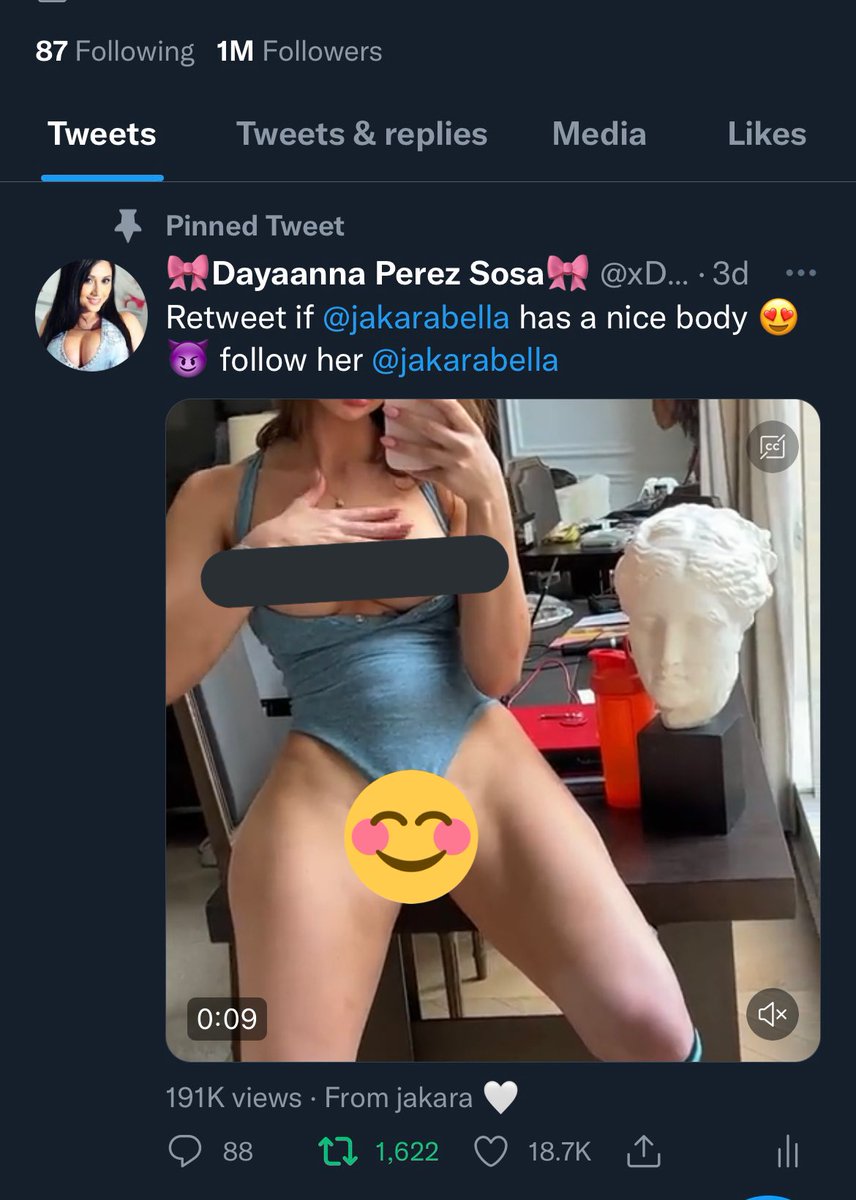 MisfittGroup's tweet photo. Check out Jakara’s followers increase after buying a promo with us on @xDayaannax’s twitter. You can buy promo on her page by sending her a dm or thru https://t.co/ttSulSpWQD https://t.co/DlES1qpAQu